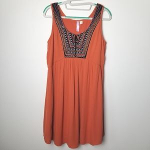 NWT Francesca's Alya sleeveless embroidered textured mini dress S